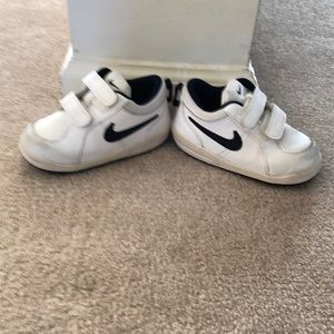 Boys Nike Sneakers